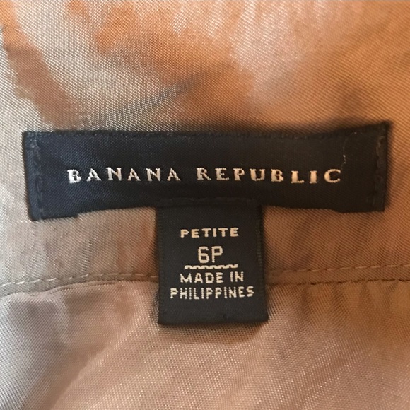 Banana Republic Layered Mini Skirt, Size: 6P, & Color: Tan - Picture 11 of 16